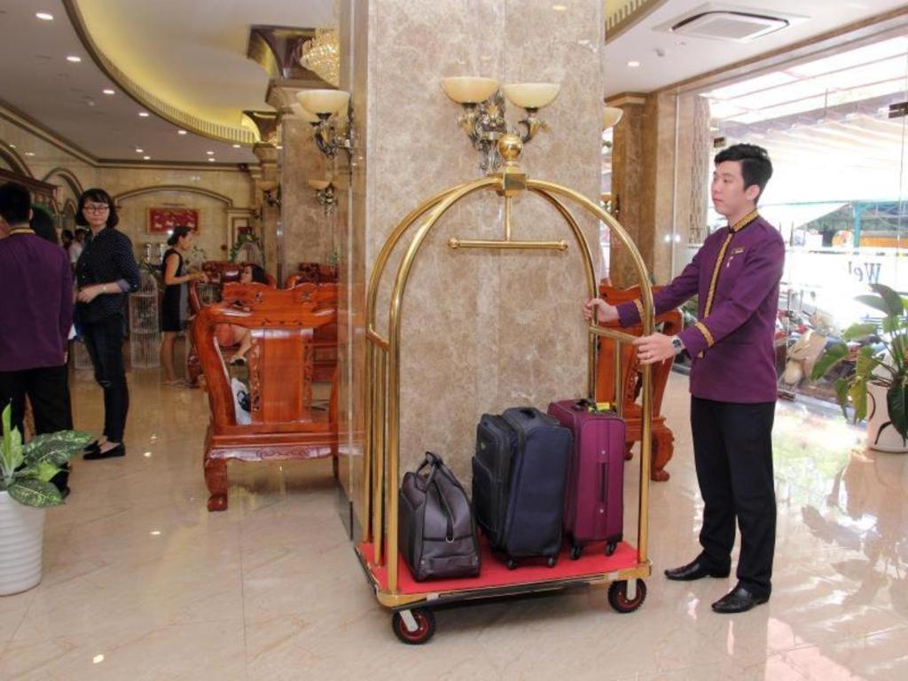 Tran Vinh Hotel Bac Lieu Экстерьер фото