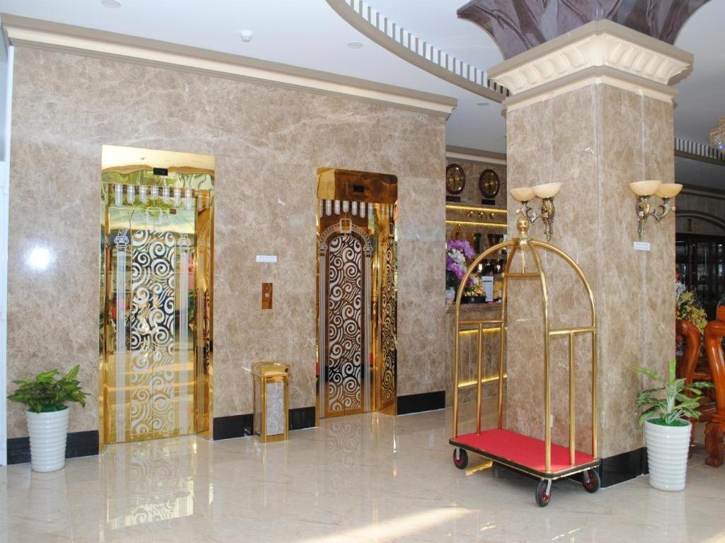 Tran Vinh Hotel Bac Lieu Экстерьер фото