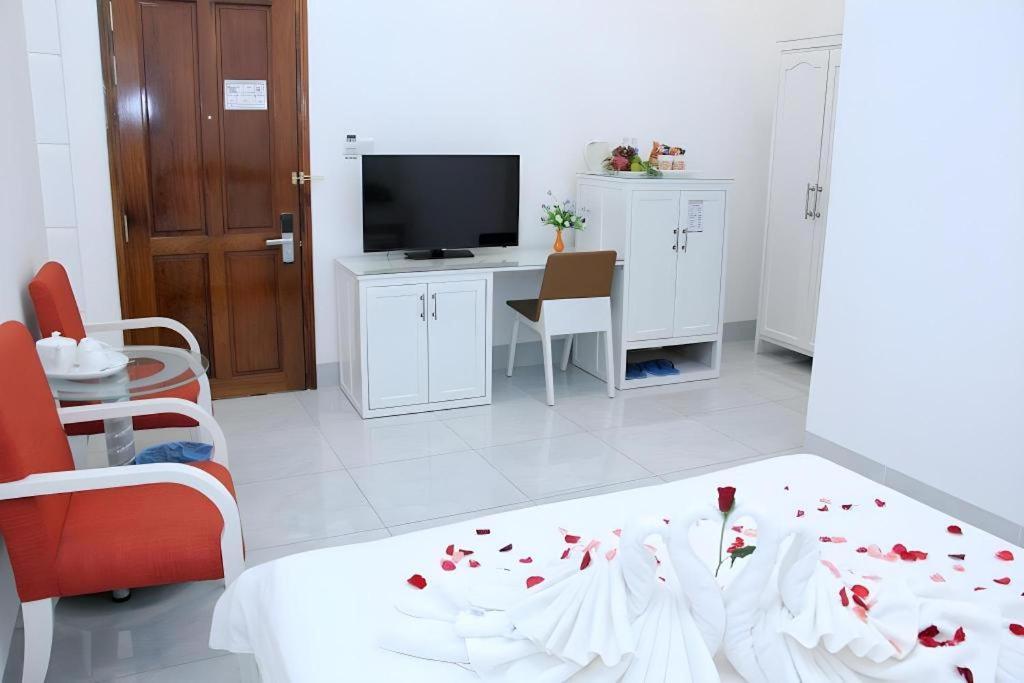 Tran Vinh Hotel Bac Lieu Экстерьер фото